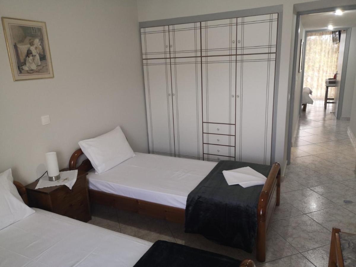 Panos & Antzy Apartments كالاماتا المظهر الخارجي الصورة